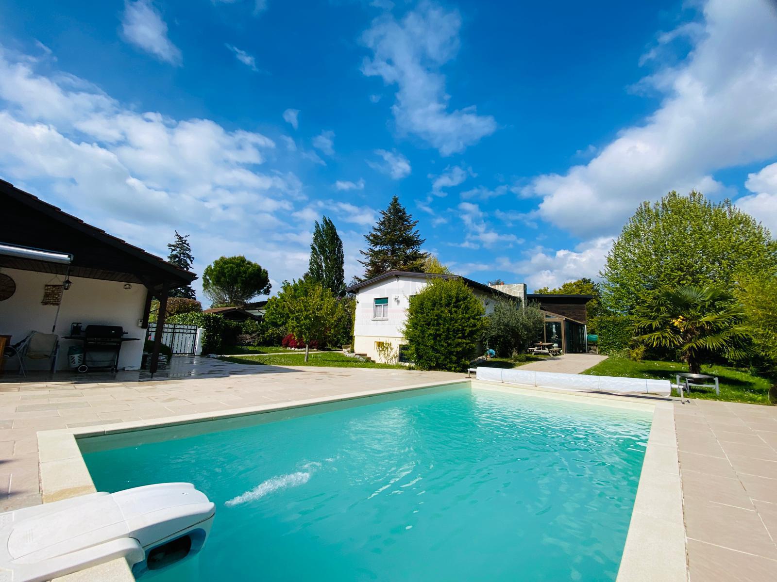 Charmante villa individuelle avec piscine