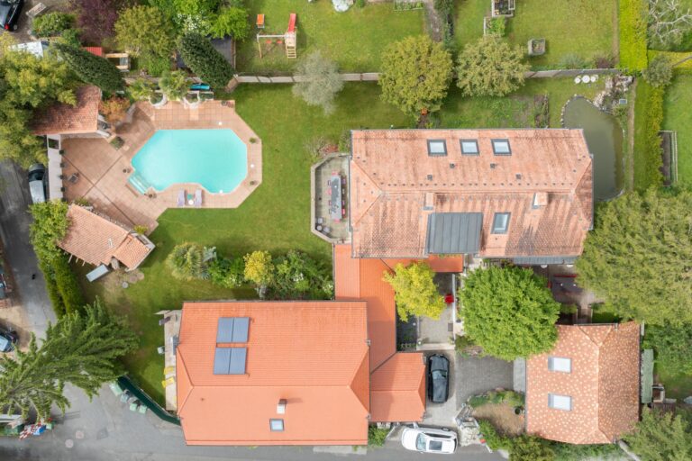 Maison individuelle de 5 chambres avec jardin