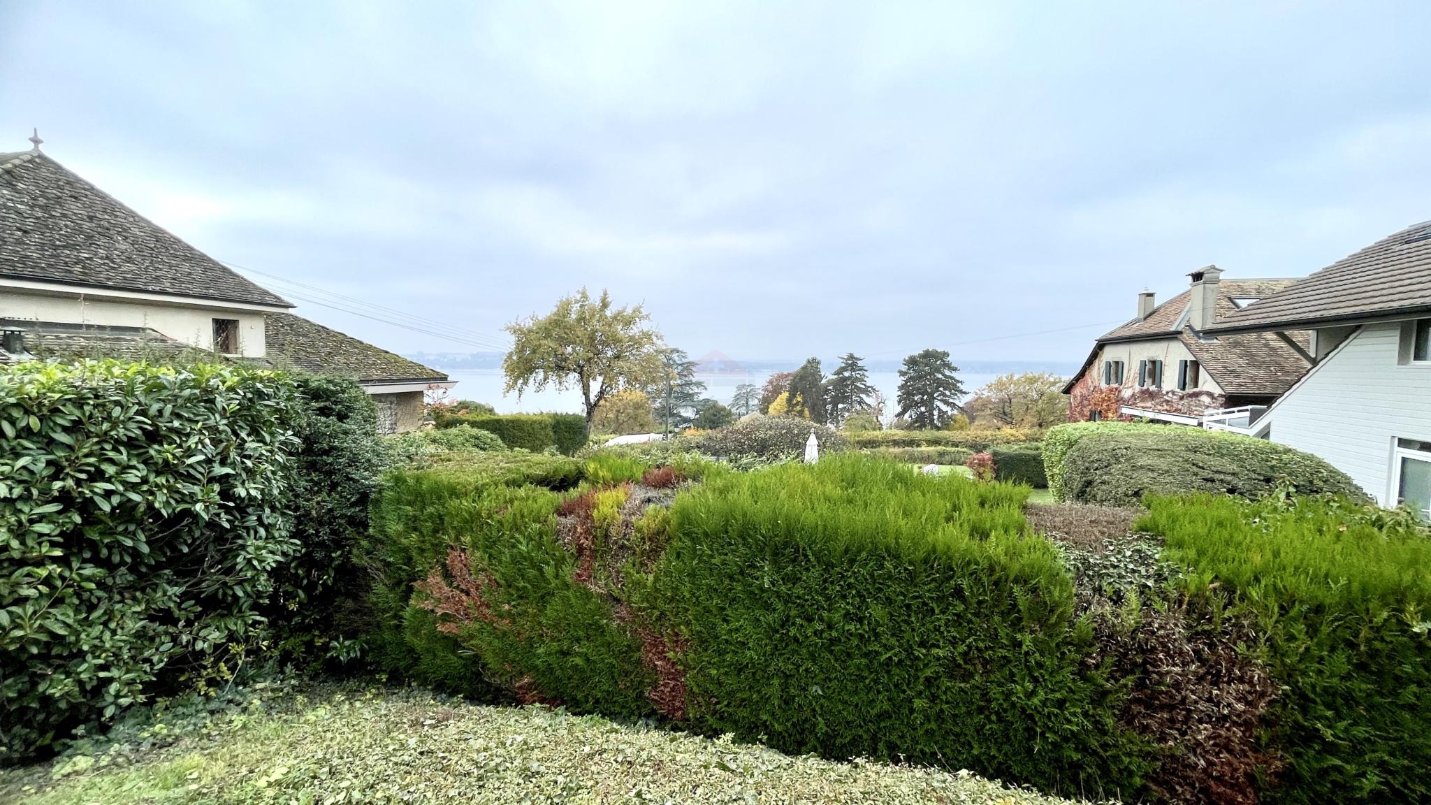 Maison d’architecte avec vue lac